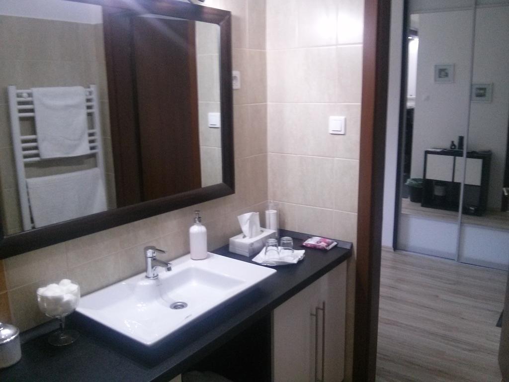 Feszek Apartman Debrecen Room photo